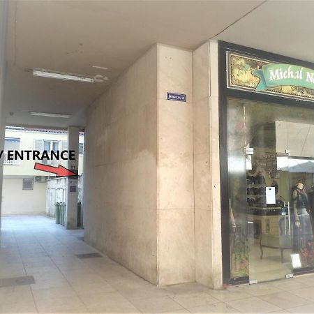زادار Neva Modern Apartment المظهر الخارجي الصورة